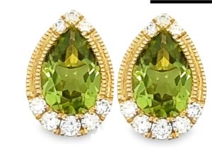 Peridot Pear Shape Stud