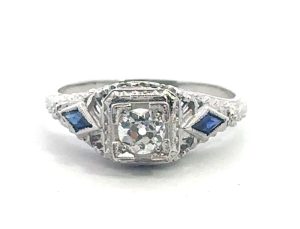 18WG Art Deco Diamond Ring
