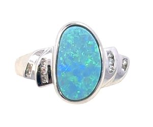 18k Doublet Opal RIng