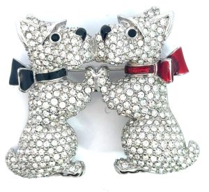 Scottish Terrier Christmas Brooch