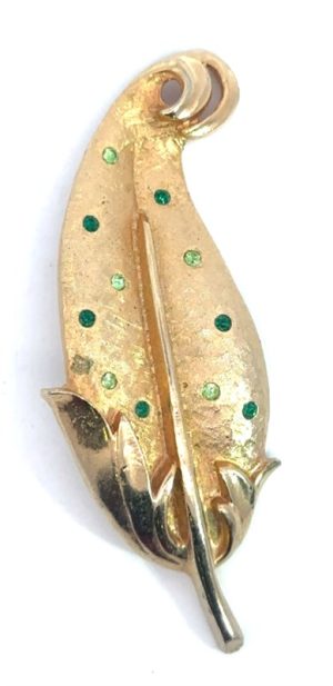 Gold Tone Leaf with Green Brooch. Circa