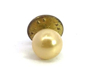 Single Pearl Lapel Pin